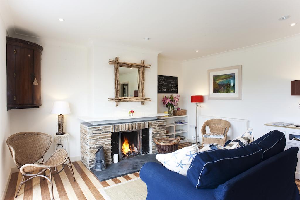 Nearwater Bed and Breakfast Saint Mawes Esterno foto